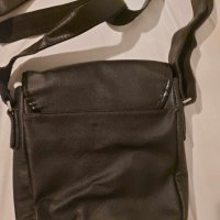 Мъжка чанта - комфорт и стил, снимка 2 - Чанти - 43413679