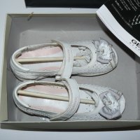 GEOX Сандали, с лепки, лачени, бели, затворени пети - 33 номер, 222мм, снимка 14 - Детски обувки - 28722872
