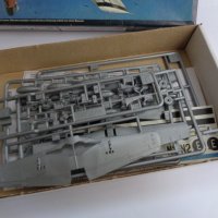 HELLER 1/72 P-51 D MUSTANG АВИО МОДЕЛ ЗА СГЛОБЯВАНЕ САМОЛЕТ, снимка 2 - Влакчета, самолети, хеликоптери - 43088353