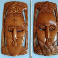 Двойка големи африкански махагонови маски, снимка 1 - Антикварни и старинни предмети - 43975599