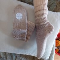 Ръчно плетени дамски чорапи размер 38, снимка 3 - Дамски чорапи - 39774057
