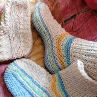 Ръчно плетени чорапи , снимка 7 - Други - 38096511