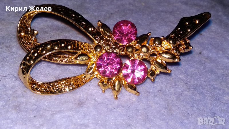 ИЗУМИТЕЛНО КРАСИВА ДЕБЕЛО ПОЗЛАТЕНА ФЛОРАЛНА БРОНЗОВА БРОШКА с ФАСЕТИРАНИ АМЕТИСТ КАМЪЧЕТА 33123, снимка 1