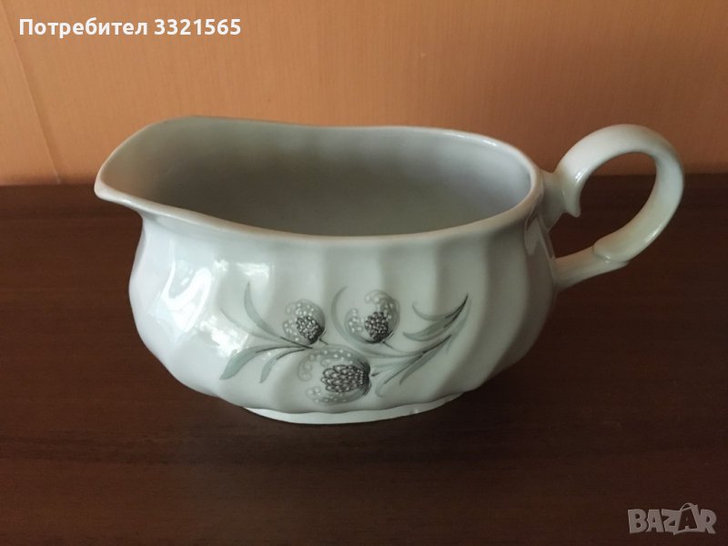 Порцеланова сосиера, снимка 1