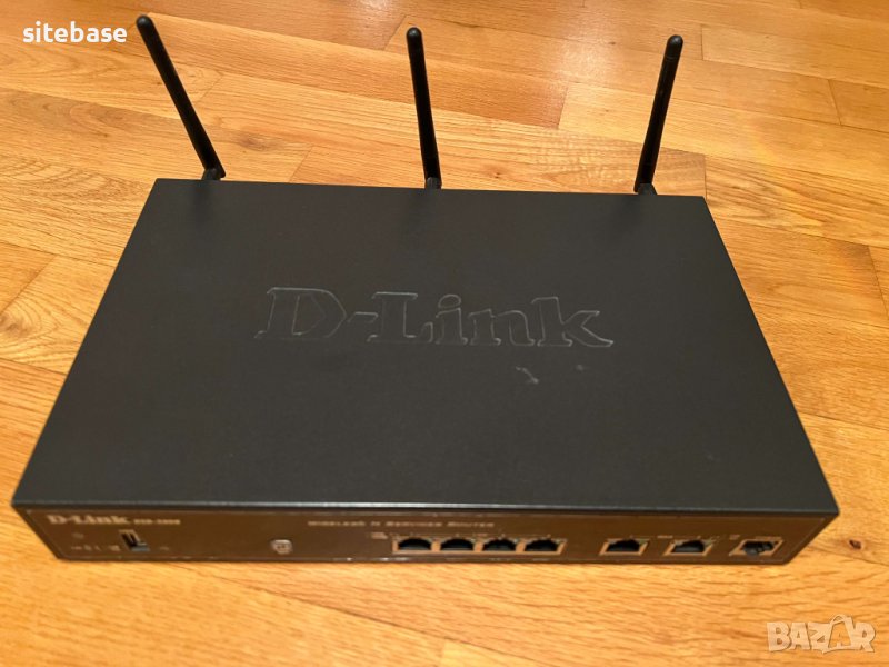 Продавам Wifi рутер D-Link DSR-500N за дома или малък офис, снимка 1