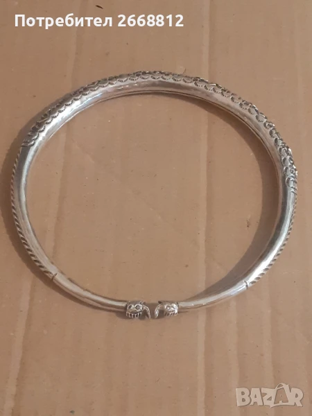 колие, снимка 1