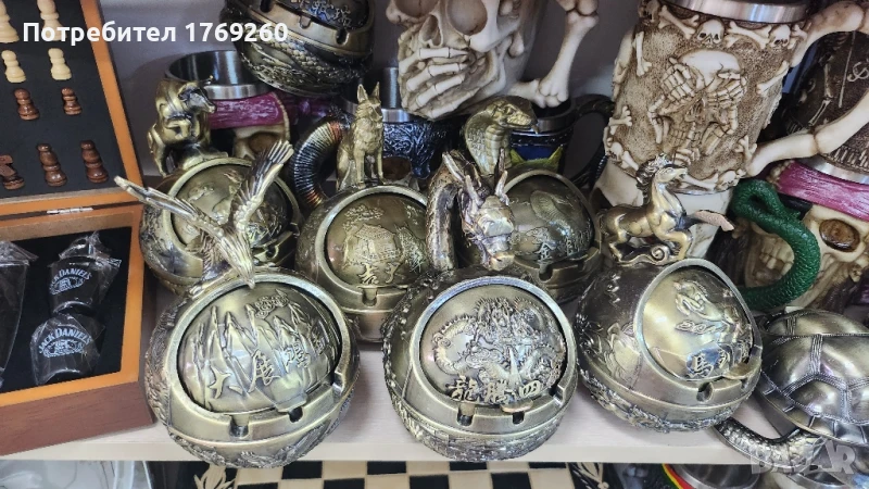 продавам големи метални пепелници с различни животни!, снимка 1