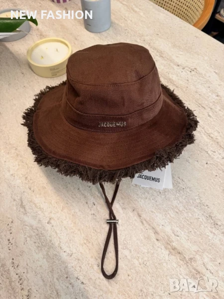 Дамски Шапки ✨LAQUEMUS, снимка 1