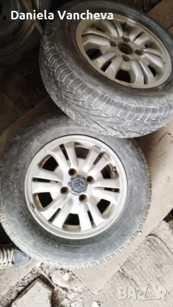 Алуминиеви джанти с гуми за джип , снимка 1