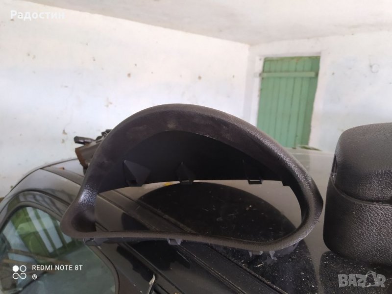 Пластмаса за табло за Пежо 206, снимка 1