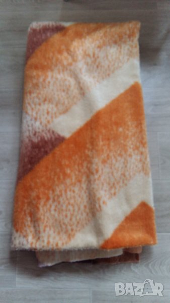 КИТЕНИК - ПОКРИВКА ЗА ЛЕГЛО ИЛИ ЗА ДИВАН, снимка 1