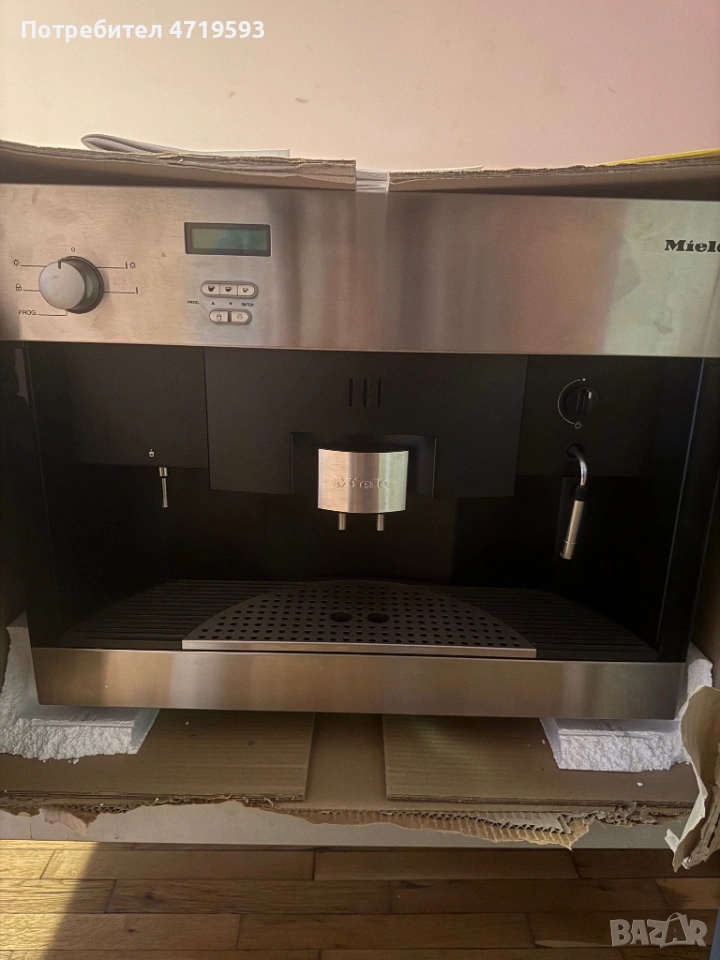Кафе машина за вграждане MIELE, снимка 1