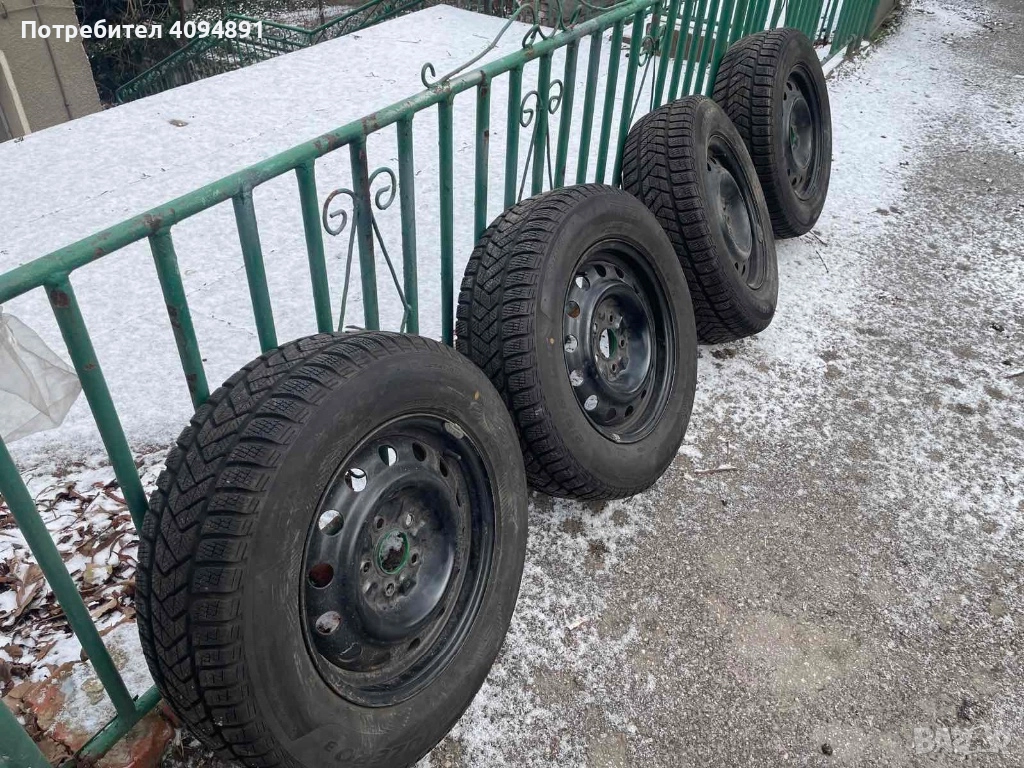 Зимни гуми с Джанти ЦРВ-2, снимка 1