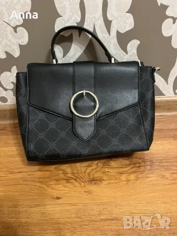 Дамска чанта