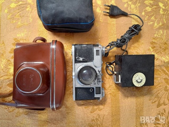 Стар фотоапарат, снимка 16 - Антикварни и старинни предмети - 32812731