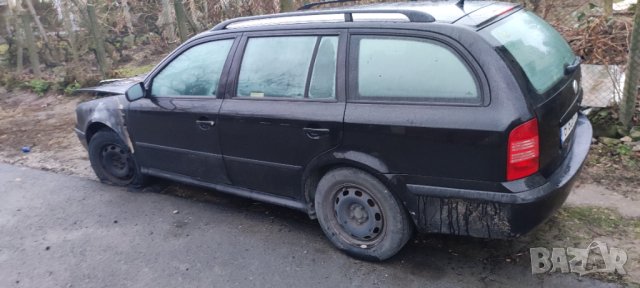 Продавам Skoda Octavia 1.6/102оня/2004г.  - на части, снимка 2 - Автомобили и джипове - 43429229