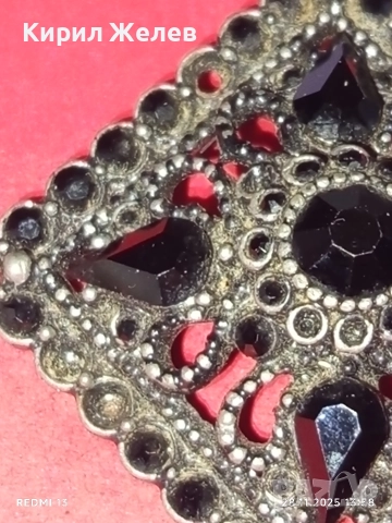 Винтидж брошка с с кристали ЧЕРЕН ОНИКС и филигранна метална основа 52216, снимка 3 - Други - 52573354