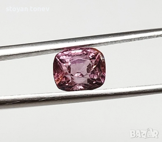 Шпинел с интензивен оранжево розов цвят и произход Бирма 1.09кт.! Нов!, снимка 4 - Други - 50499224