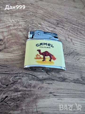 Винтидж бензинова запалка CAMEL