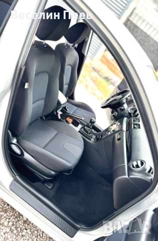 Мазда 3 1.6i, снимка 12 - Автомобили и джипове - 52007141