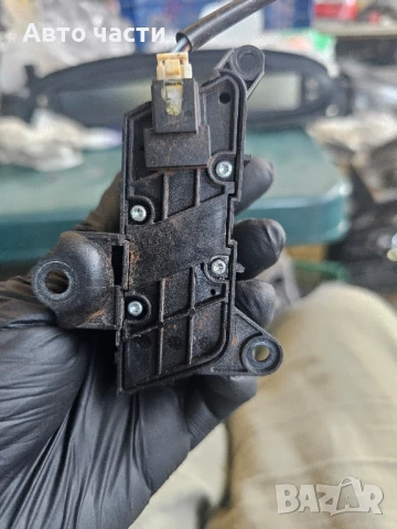 Бутон централно Mercedes S-Class W221 3.0 CDI 235 Конски сили A2218213051, снимка 3 - Части - 51064596