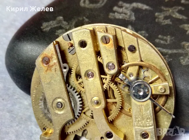 МЕХАНИЗЪМ от РЯДЪК СТАР ШВЕЙЦАРСКИ ДЖОБЕН ЧАСОВНИК с ПОРЦЕЛАНОВ РИМСКИ ЦИФЕРБЛАТ 49645, снимка 4 - Антикварни и старинни предмети - 48575279