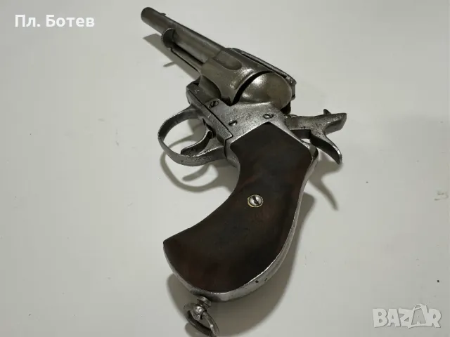 Стар револвер Колт, снимка 11 - Антикварни и старинни предмети - 47934665
