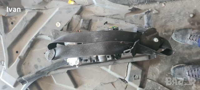 Колани мерцедес , снимка 2 - Части - 37229386