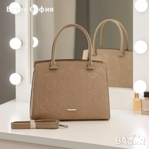 Дамски елегантни чанти, снимка 3 - Чанти - 52638971