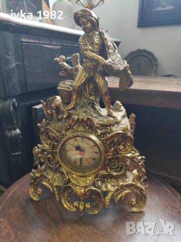 Настолен часовник , снимка 4 - Антикварни и старинни предмети - 51946129