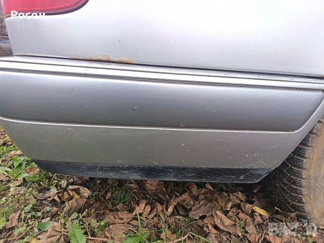 Задна броня за Мерцедес, снимка 3 - Части - 52905670