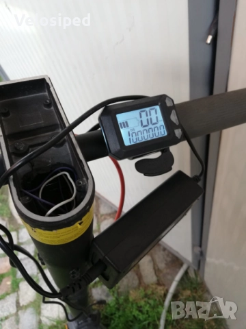 Тротинетка Xiaomi , снимка 4 - Скутери и тротинетки - 52457208