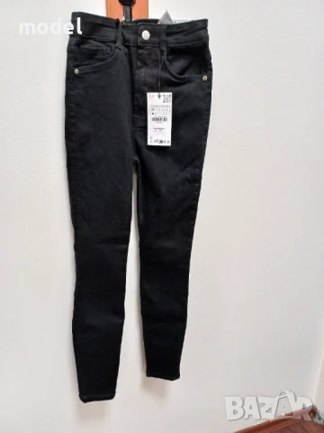 Дънки ZARA  нови с етикет 34 номер Черни 