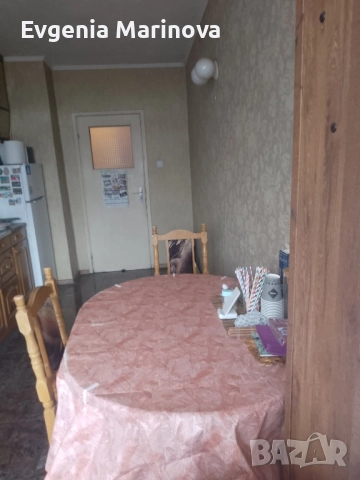 Отдавам спалня,хол,кухня,баня с тоалетна,лятна градина топ център, снимка 13 - Апартаменти - 52406648