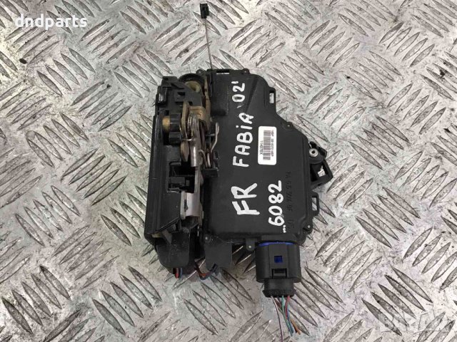 Предна дясна брава Skoda Fabia 2002г.