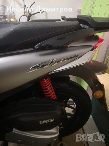 Honda Sh125i 2020г. Start-stop sistem, ABS, кара се с А1 категория , снимка 10 - Мотоциклети и мототехника - 51583227