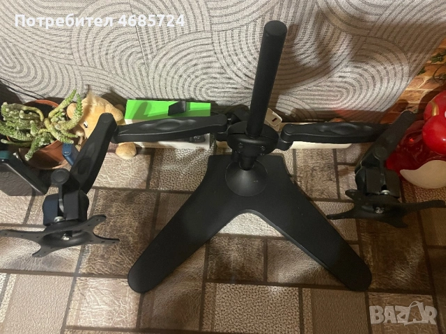 Стойка за два монитора, снимка 2 - Стойки, 3D очила, аксесоари - 53044657