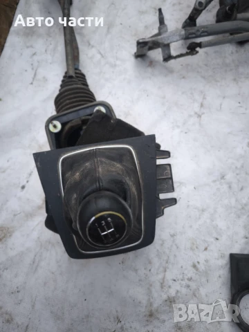  Скоростен лост и механизъм за  Audi A4 B6 2.0 20V 8E0711025, снимка 2 - Части - 50958823