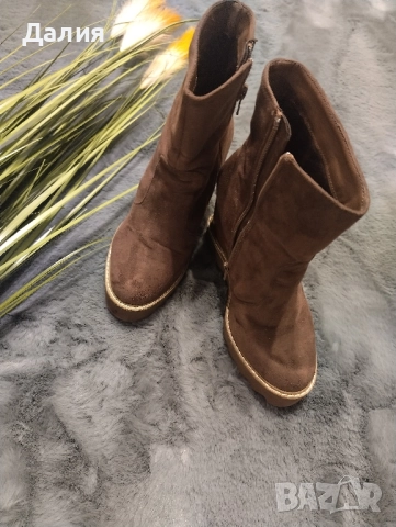 Дамски боти, снимка 2 - Дамски боти - 52188551
