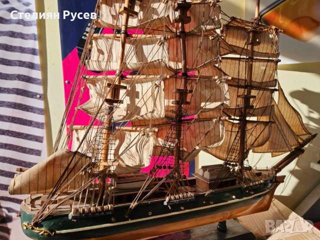 дървен макет на кораб титаник -цена 220 лв размер 80 на 65см височина, снимка 4 - Антикварни и старинни предмети - 43745899