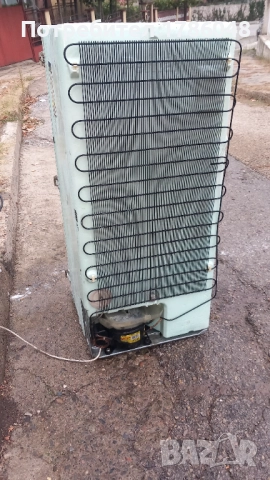 Хладилник с камера  NEFF работи перфектно., снимка 6 - Хладилници - 52078415