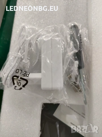 Огледало за грим с LED осветление и димиране, снимка 5 - Други - 53118051