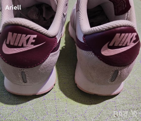 Дамски кецове и маратонки Nike, снимка 3 - Кецове - 44111518
