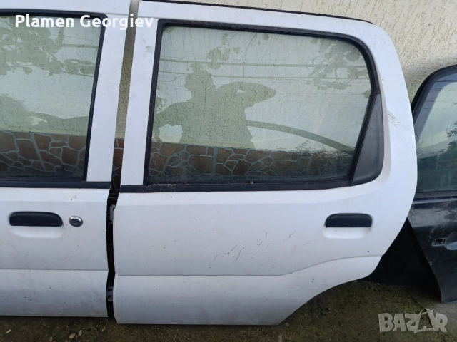 Задна лява врата Сузуки Игнис 2 