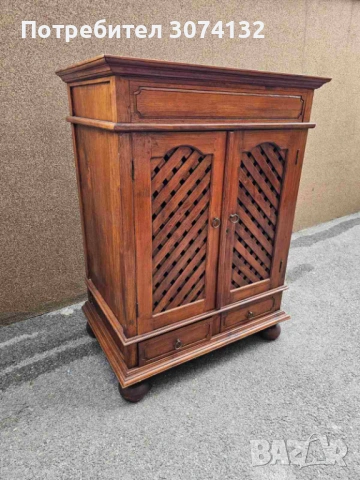 Трапезен шкаф изработен изцяло от масив Тиково дърво, снимка 3 - Шкафове - 53500291