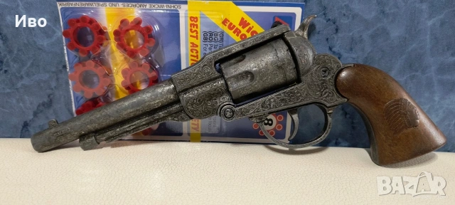 Винтидж италианска реплика на револвер Edison Giocattoli - модел Apache