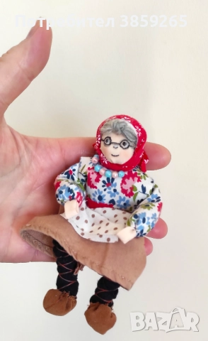 Кукла Баба Марта. Ръчна изработка., снимка 10 - Кукли - 52421044