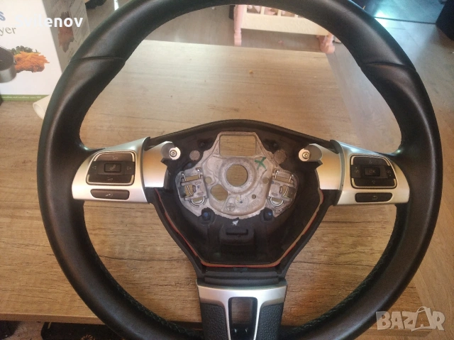 Мулти волан с аербег VW Golf 6, снимка 2 - Части - 53395344