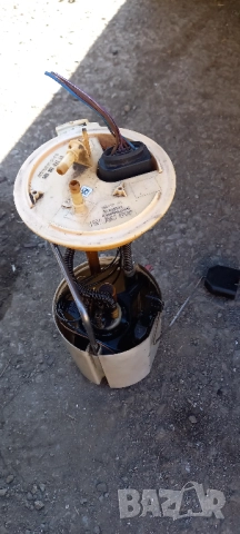 Подкачваща помпа резервоар VW Passat B6 1.9 TDI