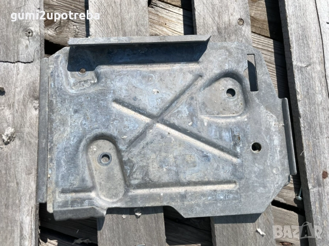 Стойка Подложка за Акумулатор 1EA915331C Volkswagen ID.3 E11 pro